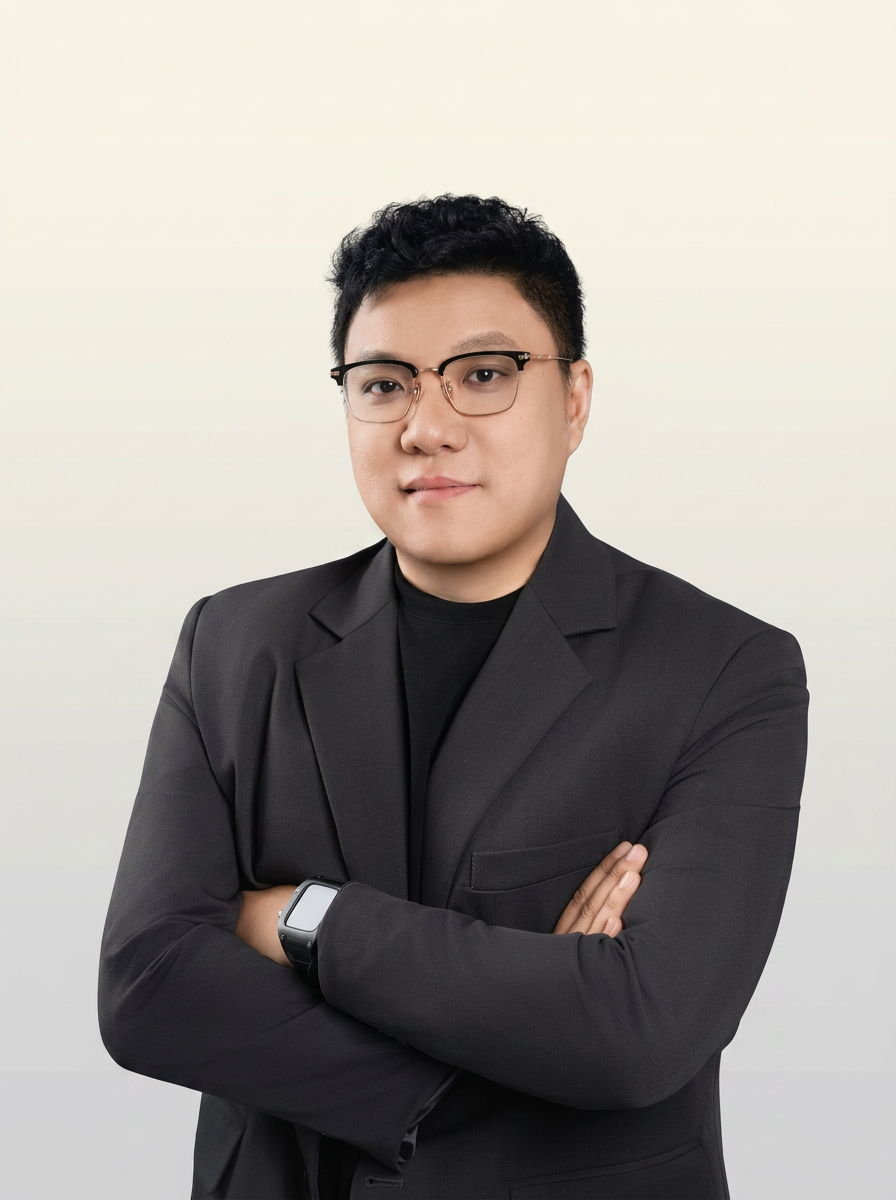 Eric Zhang, Founder